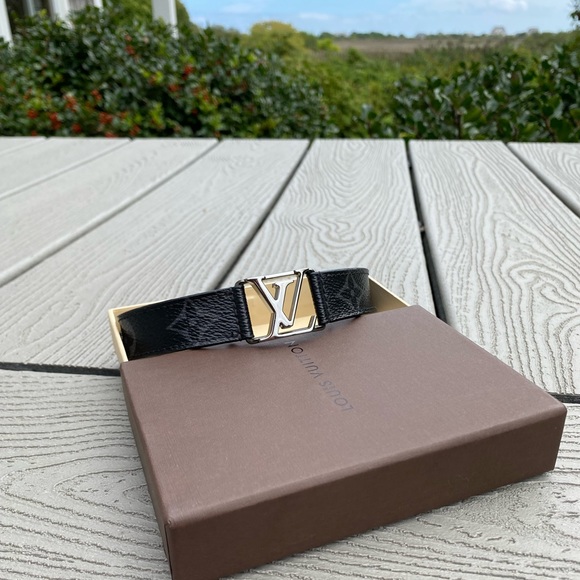 π¦ Louis Vuitton Monogram Eclipse Bracelet - Picture 12 of 14